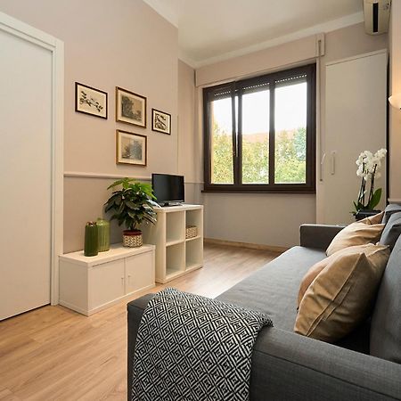 Duomo Design Cube - 10 Minutes Walk From Brera Apartment Милано Екстериор снимка